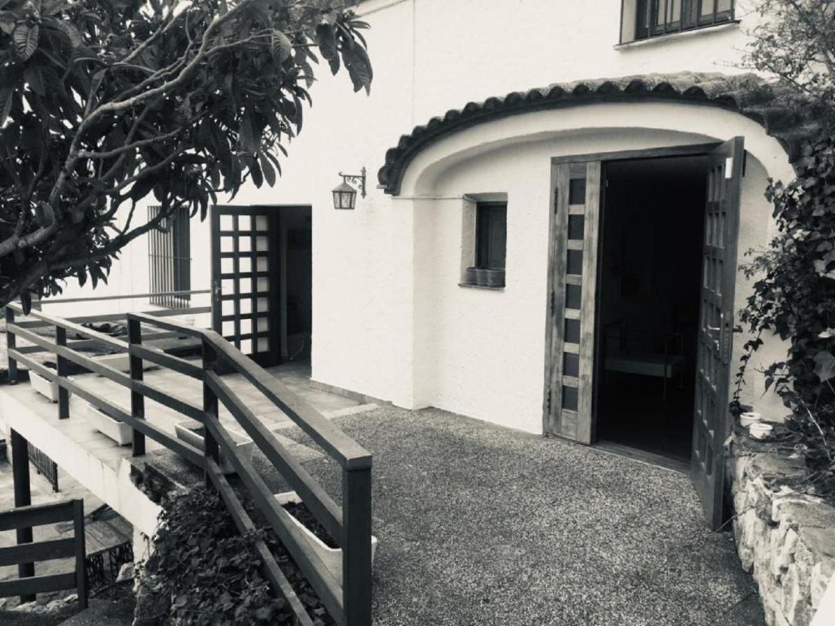 Bed and Breakfast Mas Rosich Alcover Экстерьер фото