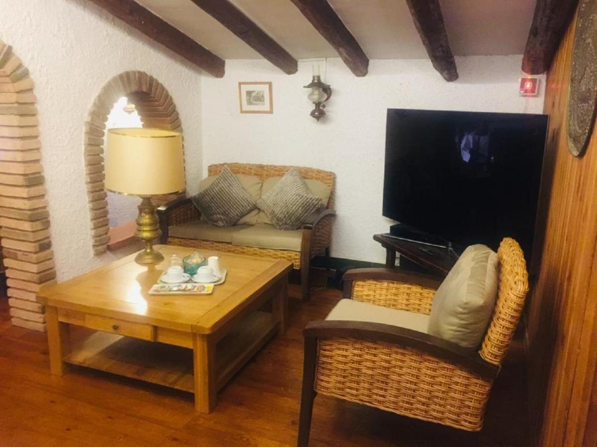 Bed and Breakfast Mas Rosich Alcover Экстерьер фото